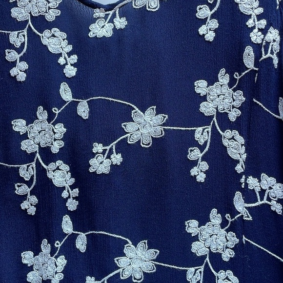 Boho Embroidered Mini Dress XS Bell Navy Swing Loose Classy Altar’d State Hippie - Picture 14 of 16